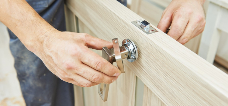 interior door repair Bayonet Point